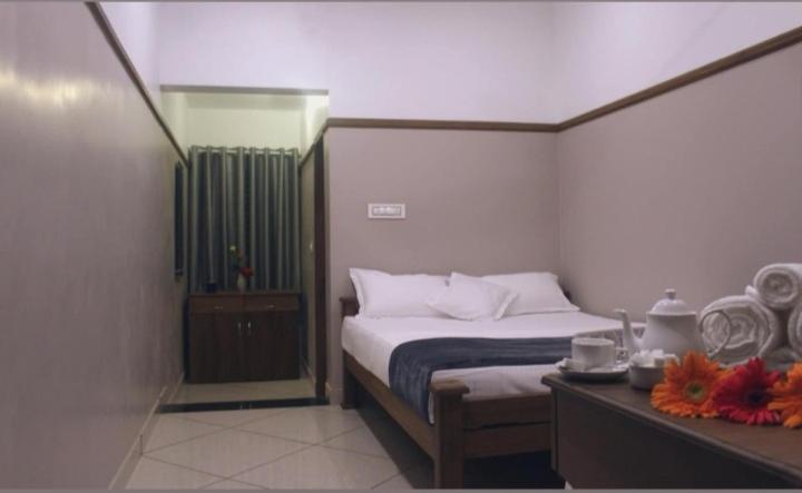 Icon Residency Hotel Kalpetta Luaran gambar