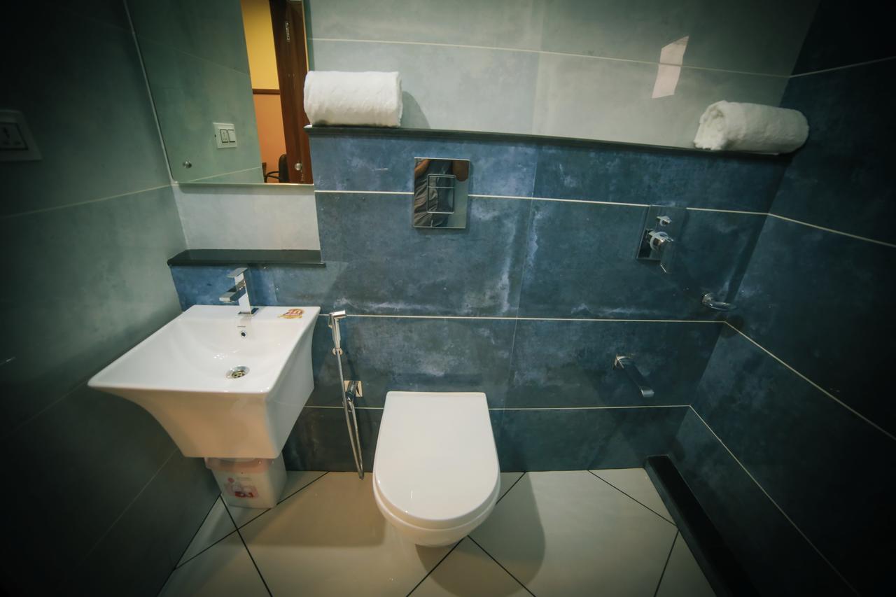 Icon Residency Hotel Kalpetta Luaran gambar