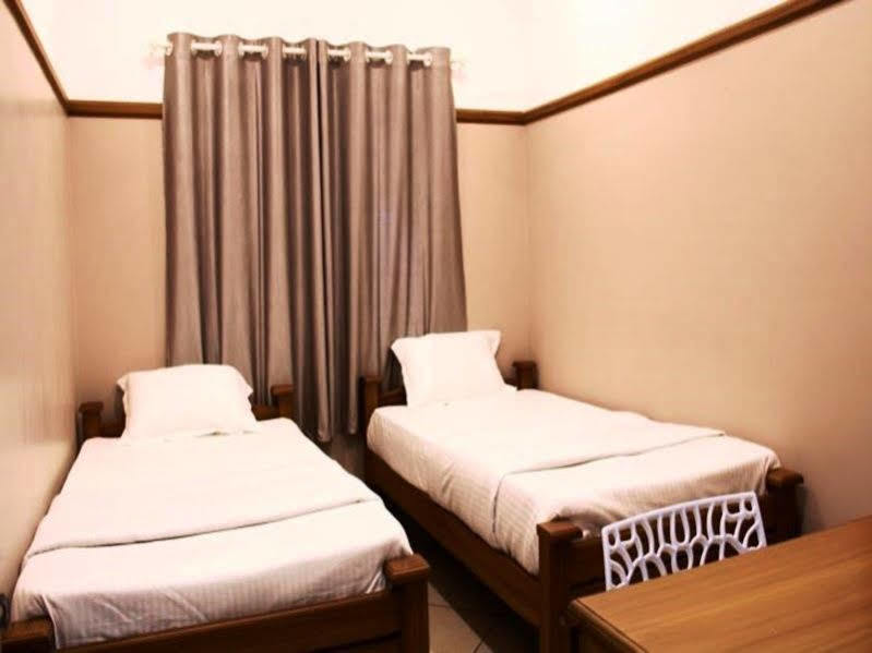 Icon Residency Hotel Kalpetta Luaran gambar